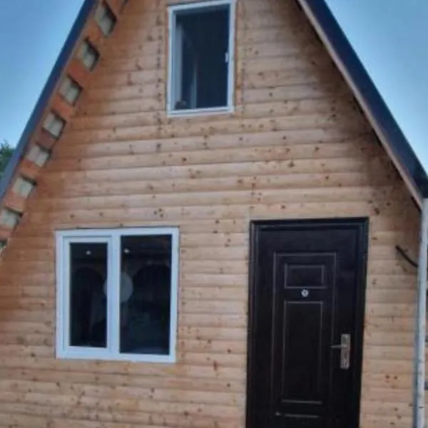 Cabană la LERI, hôtel à Icloda