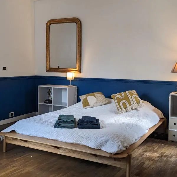 Chambres d'hôtes calmes sur jardin Paris Batignolles, hotel v Paříži