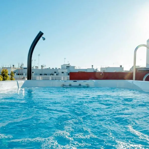 카디스에 위치한 호텔 Aparthotel Luz de Gades - Suites Spa Gym - Adults Only