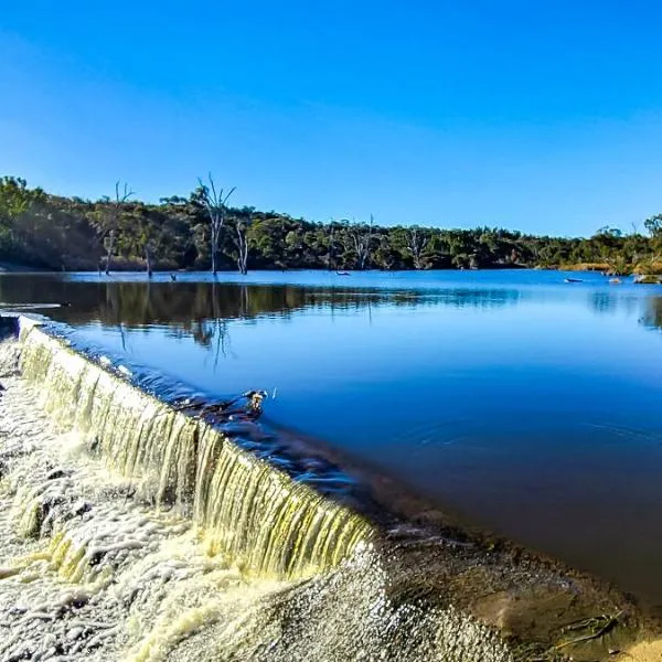 Country Style Holiday Park, hotel i Stanthorpe