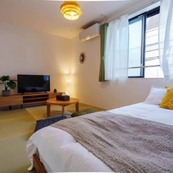 QH202, Newly renovated hotel, direct access to Ueno, Asakusa, Disneyland, Airport, hotel in Tokyo