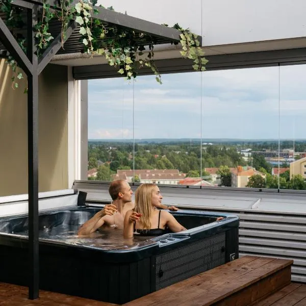 Prime Penthouse Central - jacuzzi and sauna, hotel v destinaci Pori