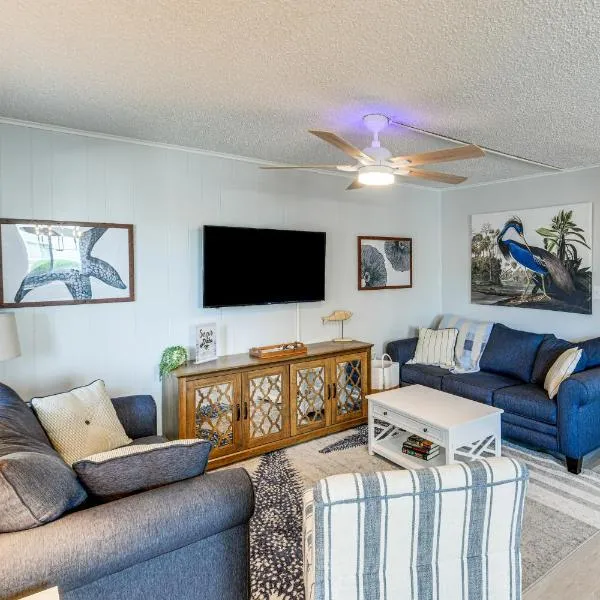 1 Mi to Jolly Roger Condo with Pool in Ocean City!, hotel in Ocean City