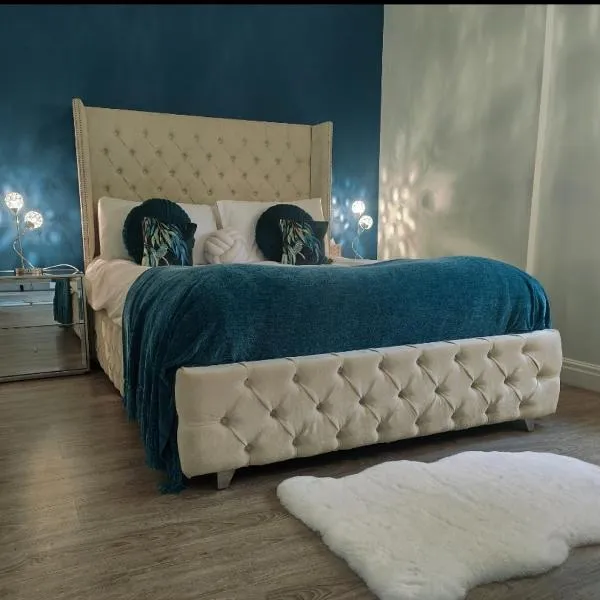 Chester City Apartments - With free parking, hotel in Chester