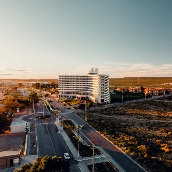 Rayentray Grand Hotel, hótel í Puerto Madryn