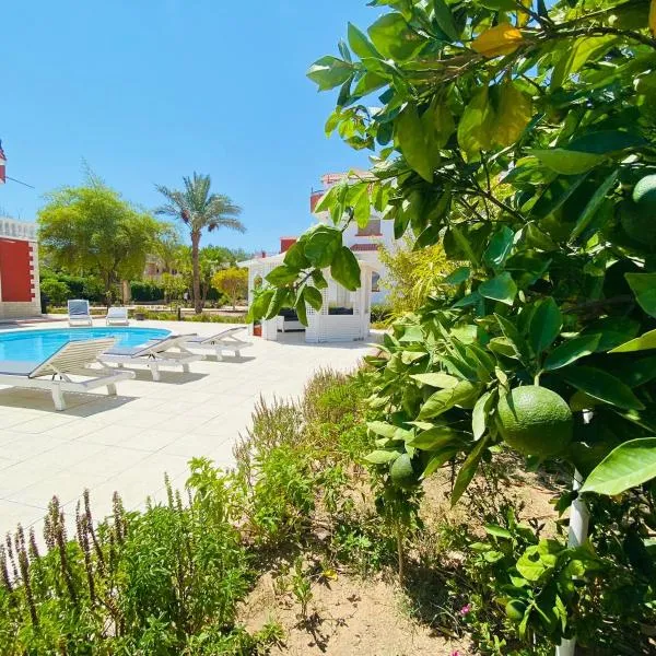 Hurghada-Magawish Villa 1, hotel in Hurghada