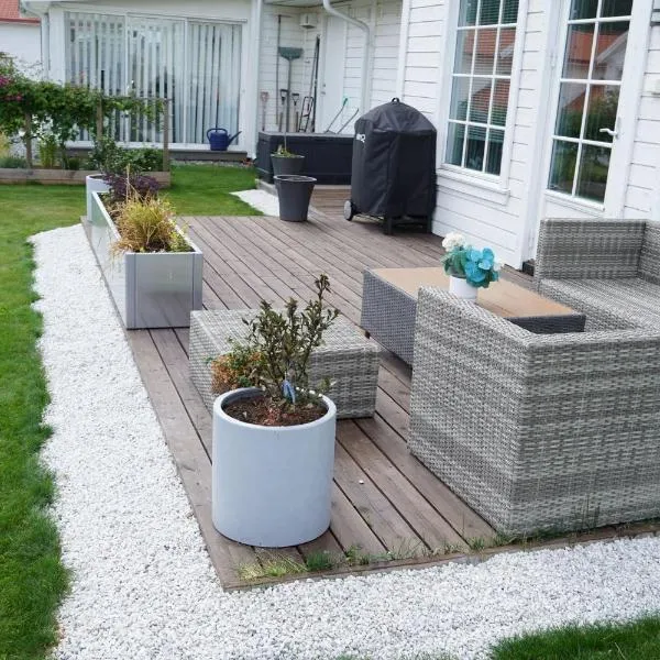 Rooms 15mins from oslo Airport with free parking, Hotel in Nannestad