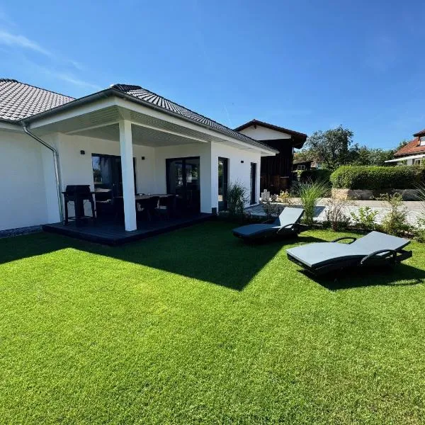 Ferienhaus Lencer, hotel v destinaci Ühlingen-Birkendorf