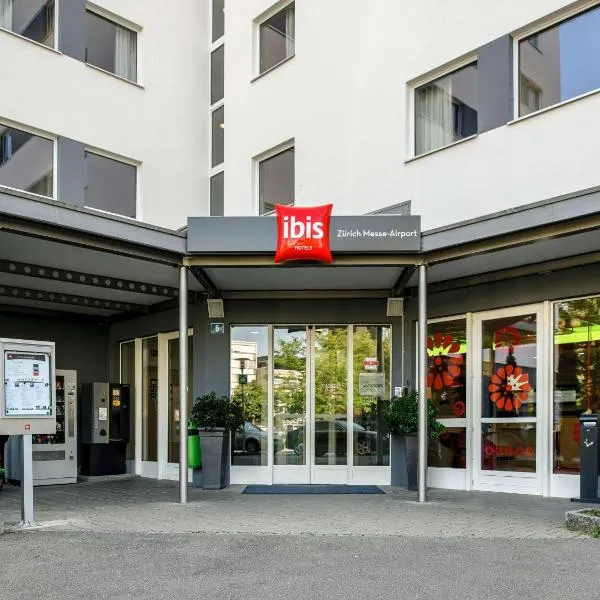 ibis Zürich Messe Airport, hotel v Curychu