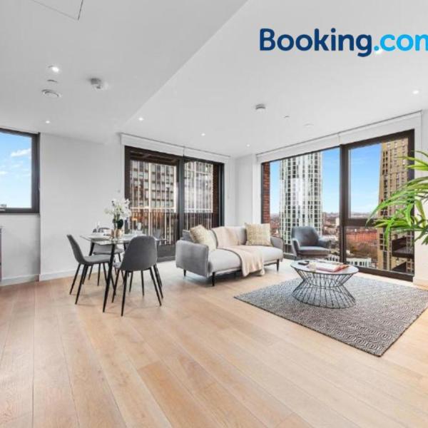 Central London New 2 bedroom flat Riverview Balcony, Londýn