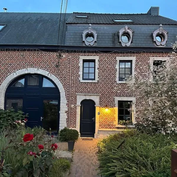 Appartement lumineux et chaleureux avec piscine estivale, Hotel in Ramillies
