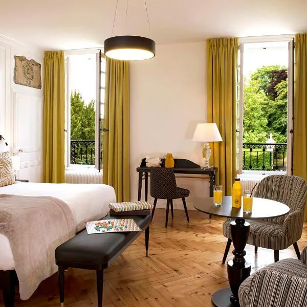 Château Saint Gilles - Bayeux, hotel en Guéron