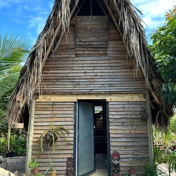 Flor da Aldeia Eco Hospedaria, hotel in Camaçari