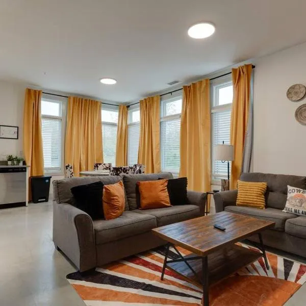 Chic Condo, 2mi to Downtown, Sleeps 8, by Geodis, hotel in Nashville