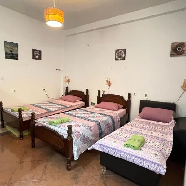 Hostel flash ulcinj, ξενοδοχείο σε Ulcinj