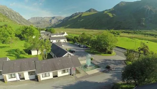 Snowdonia Mountain Lodge, hotel in Bethesda