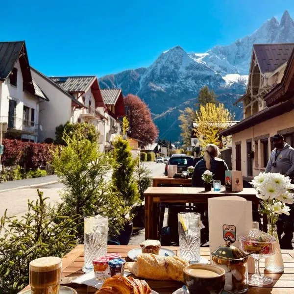 Le Petit Social Home, hotel in Chamonix-Mont-Blanc