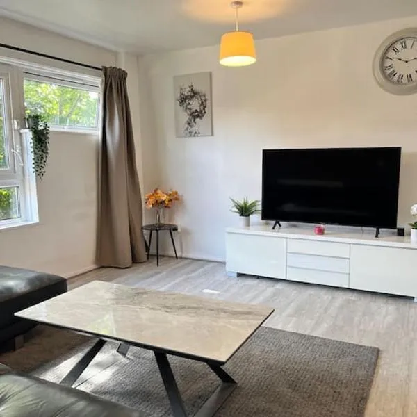 Fabulous 1Bed Apt with Balcony in Central Birmingham，位于伯明翰的酒店