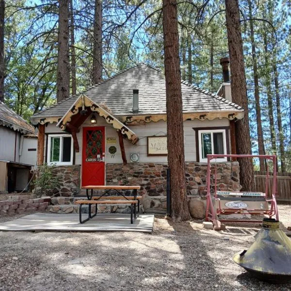 Big Bear Lake - Tulip Lane Cabin #25, ξενοδοχείο σε Big Bear Lake