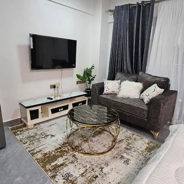 Gorgeous studio in kileleshwa with a pool and a gym，位于内罗毕的酒店