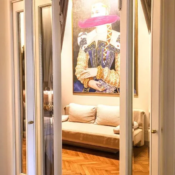 LittleHouse- entire property for maximum 4 people, hotell Bukarestis