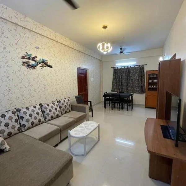 V4 Stay - Luxury 1 BHK AC Suite sleeps 5 guests, hotel in Coimbatore
