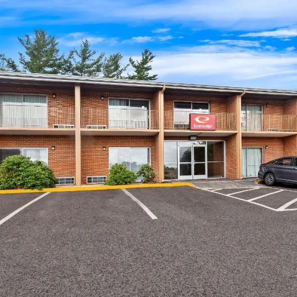 Econo Lodge Waynesboro - Skyline Drive, hotel Waynesboróban