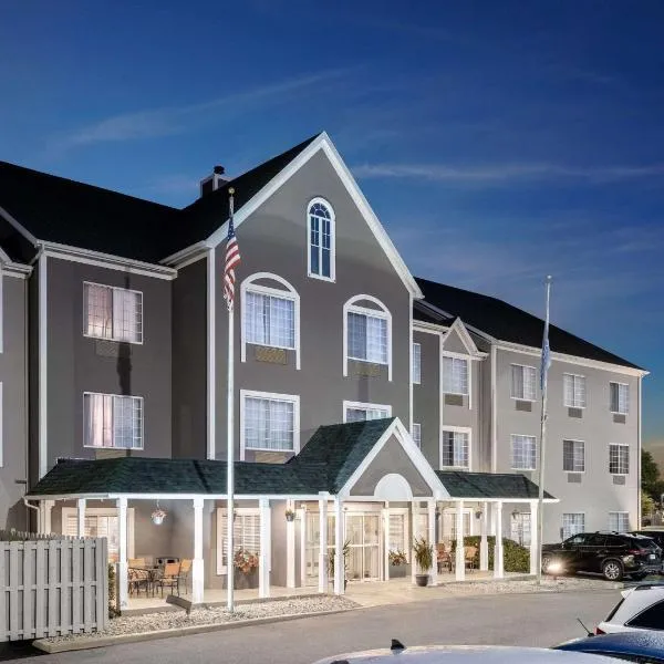 Country Inn & Suites by Radisson, Toledo, OH, hotel v destinaci Maumee
