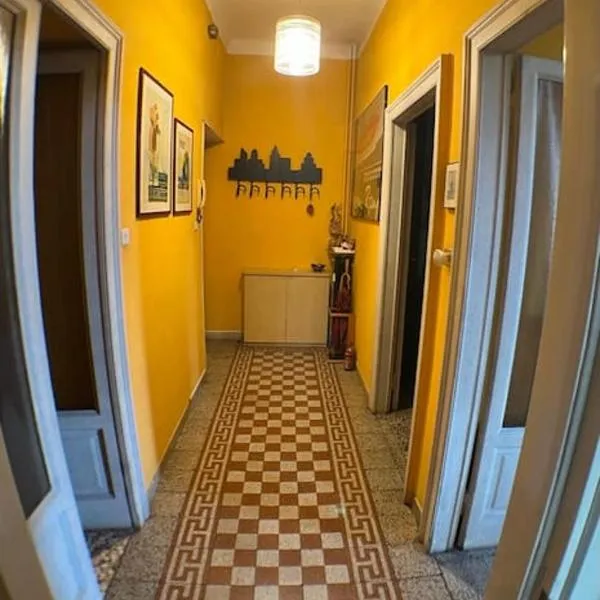 Apartment in Milan, hotel in Milan