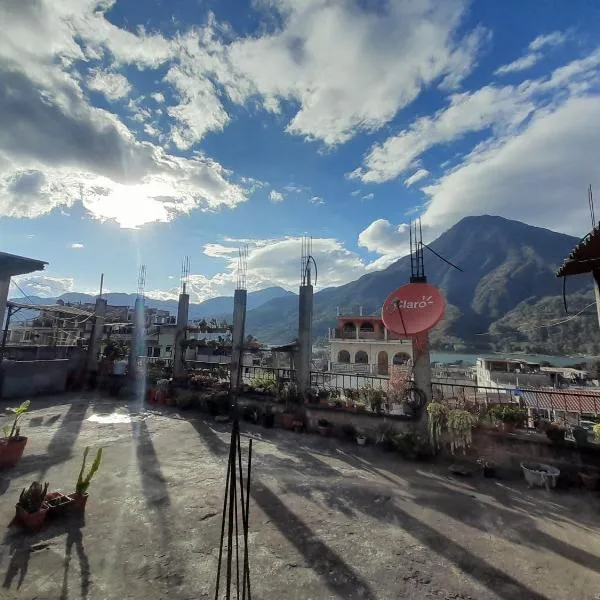 Casa Rebeca, hotel in Santiago Atitlán