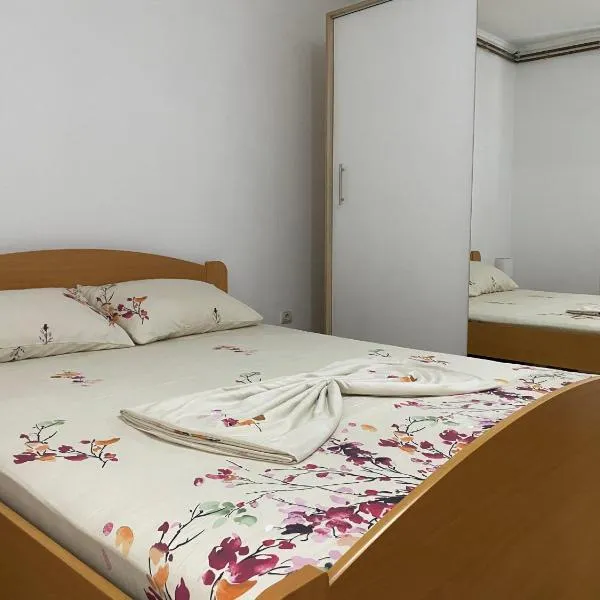 Apartmani Dora Leskovac, hotell sihtkohas Leskovac