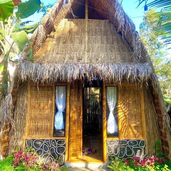 el bamboo guesthouse, hotel in Jambu