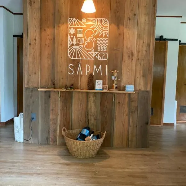 Guesthouse SÁPMI, hotel in Shinano