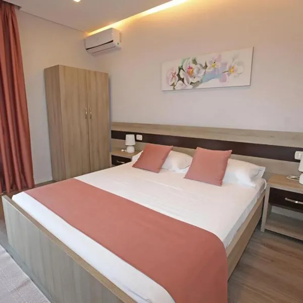 Hotel Star, Hotel in Saranda