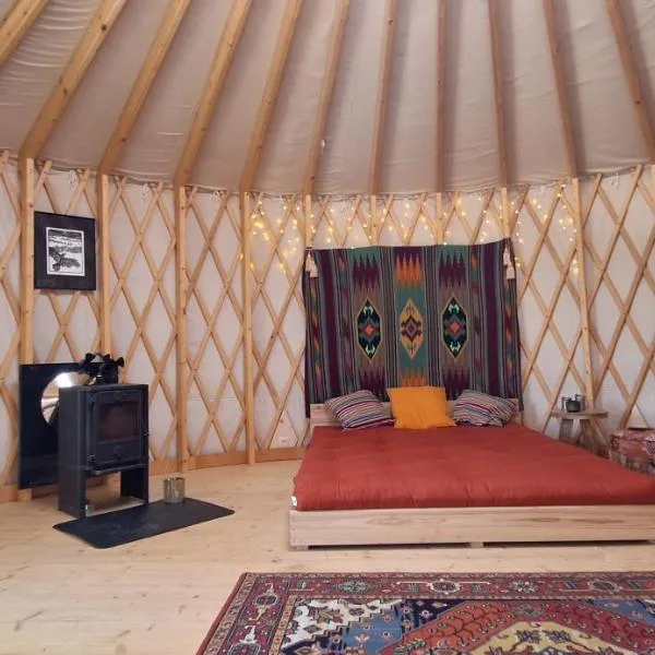Jurta wkoło zielono, ξενοδοχείο σε Wyszowadka