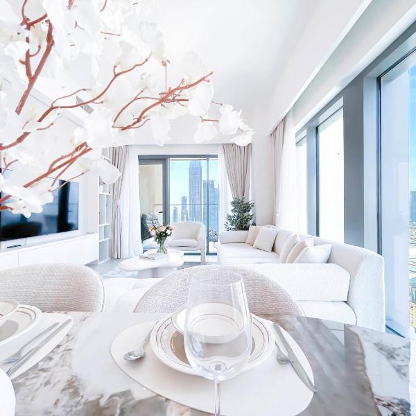 Prestigious Burj Royale luxury Apartments Downtown, Dubai