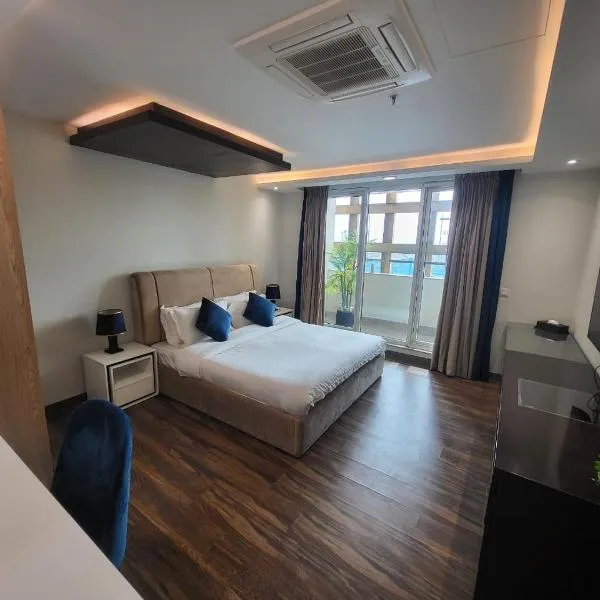 Goldcrest - 1 Bedroom Luxury Apartment - Lahore, hotel en Lahore