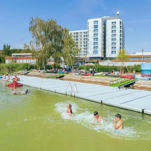 Hotel Helikon, Keszthely, hotel sa Keszthely