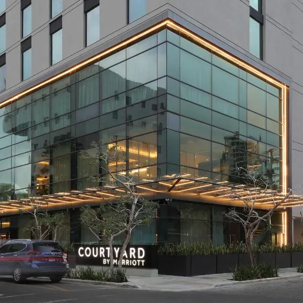 Courtyard by Marriott Santo Domingo Piantini, hotel in Santo Domingo