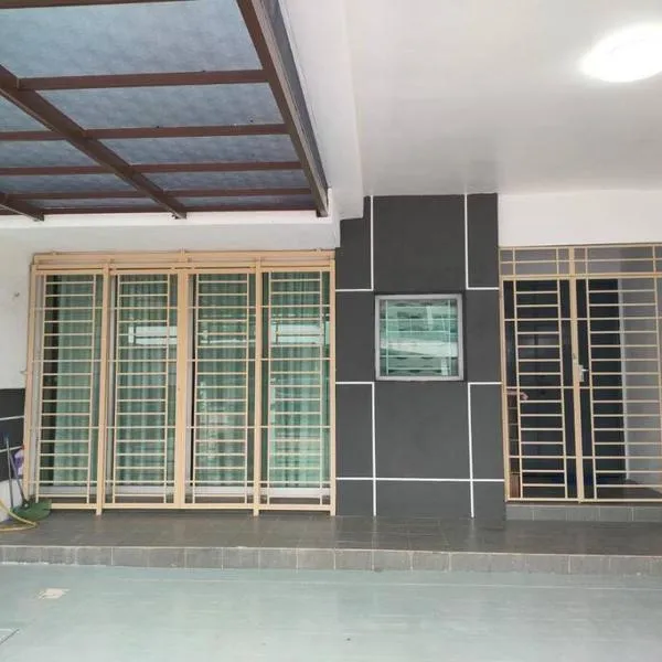Dhiyaa's Homestay, Belleza, hotel in Jitra
