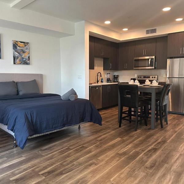 Awesome Loft at Hollywood FREE Parking, Los Ángeles