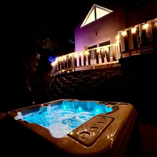 Tóvölgy Privát Vendégház, hotel v destinaci Pécsvárad