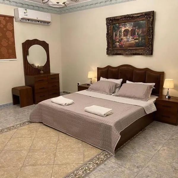 شقه عائلية مؤثثه حي المحمديه جده, hôtel à Abḩur al Janūbīyah