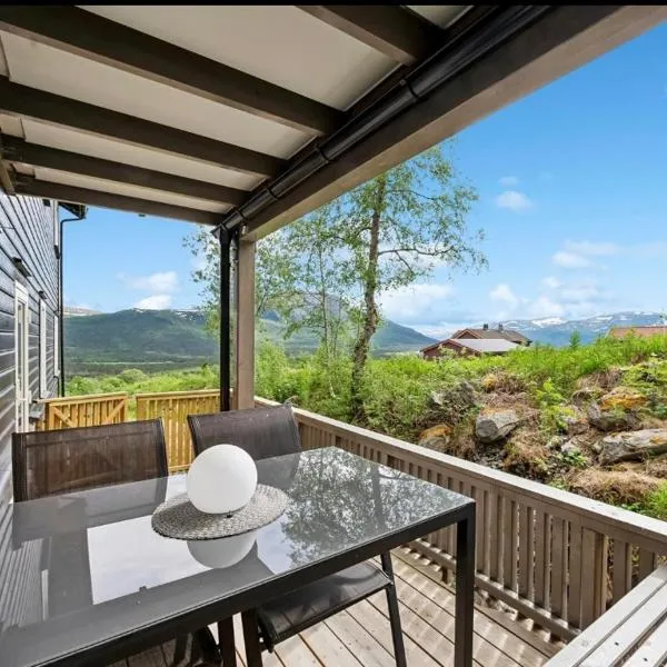 Flott Leilighet i stølen oppdal for 6 personer, ski in, ski out, hotel in Oppdal