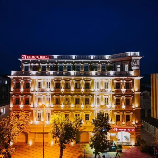TRIBUTE Hotel，斯庫台的飯店