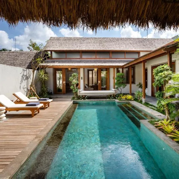 Bumbak Park Villas By Nakula, hotel in Canggu