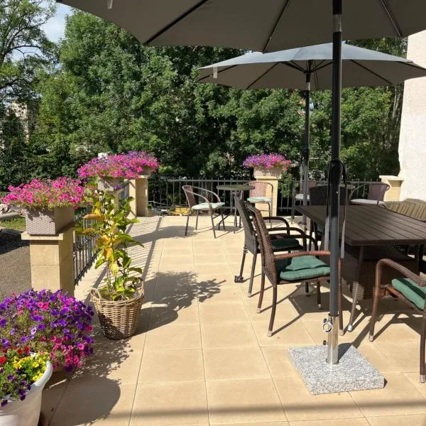 Penzion WIESEN, hotel a Meziměstí