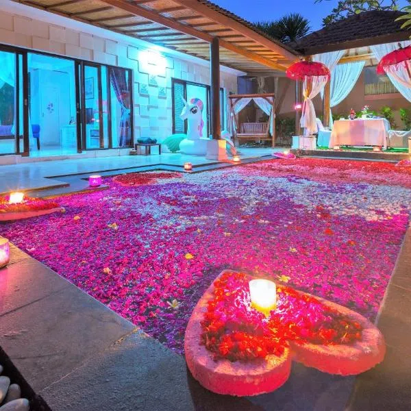 Romantic Private Villas Kuta Bali, hotel in Kuta