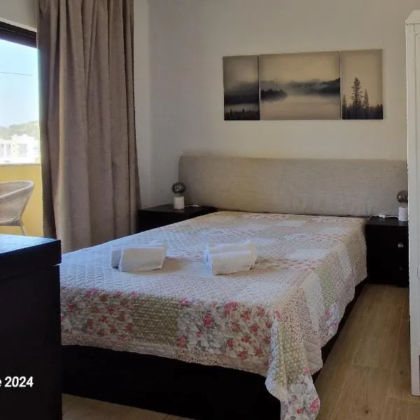 Apartamento Solaris T1 - Férias Albufeira, hotel i Albufeira