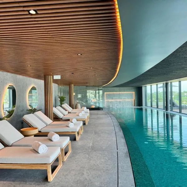 Dolinas Climbing Hotel, hotel en Porto de Mós